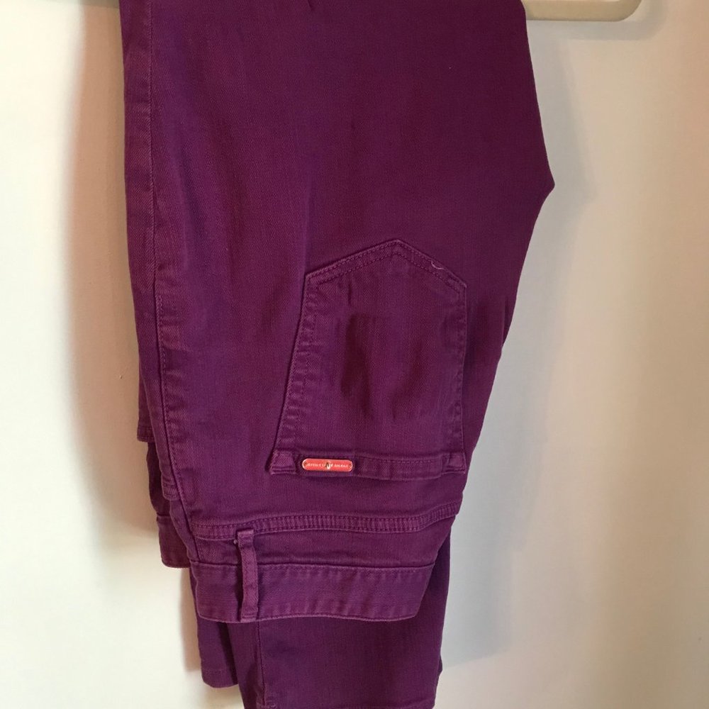Jeans - Picture 2 of 2